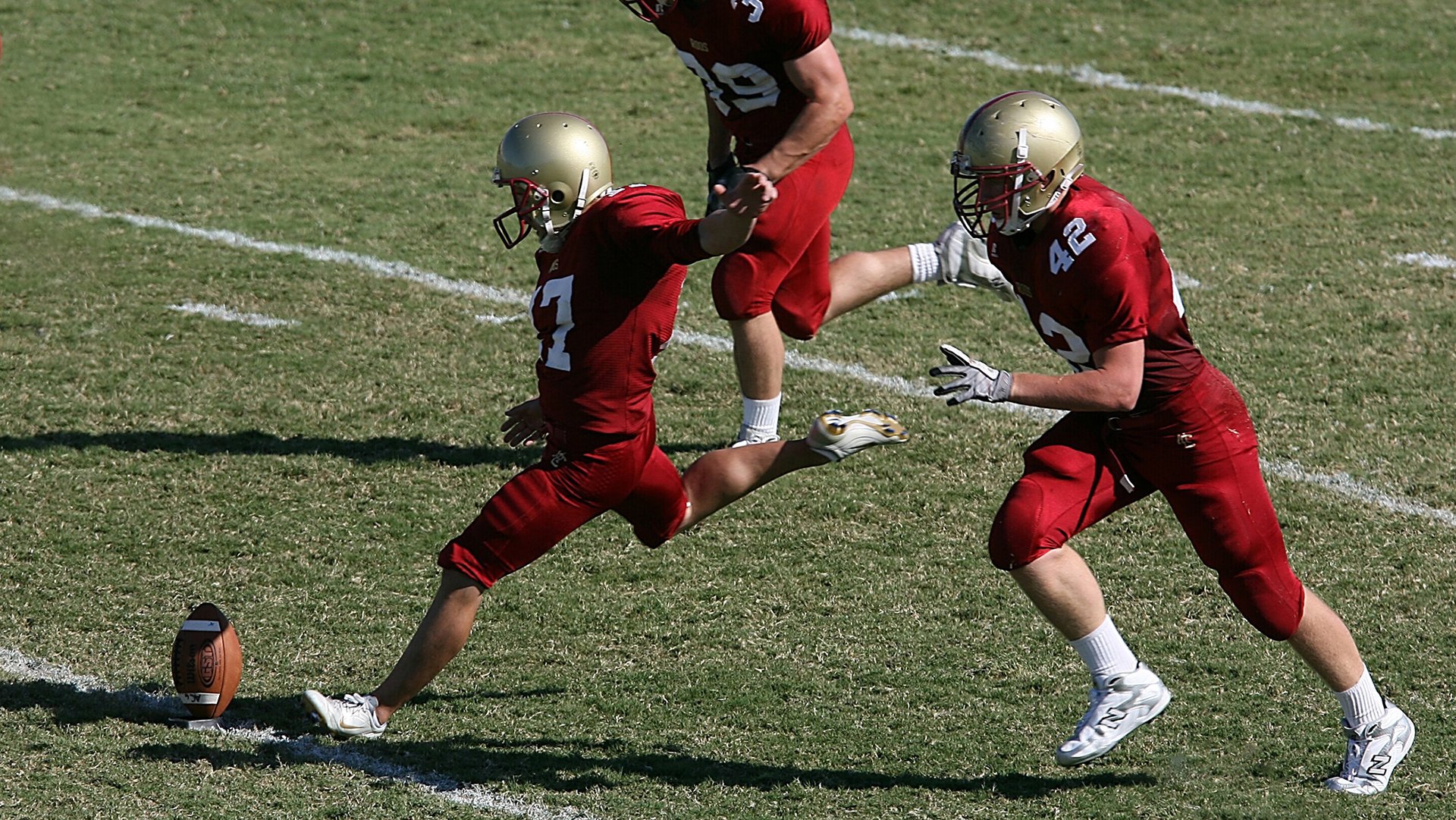 爱游戏 电竞-多米尼克羽毛球运动持续升温，多米尼克鱼竿图片